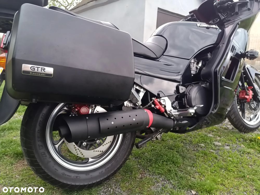Kawasaki GTR - 10
