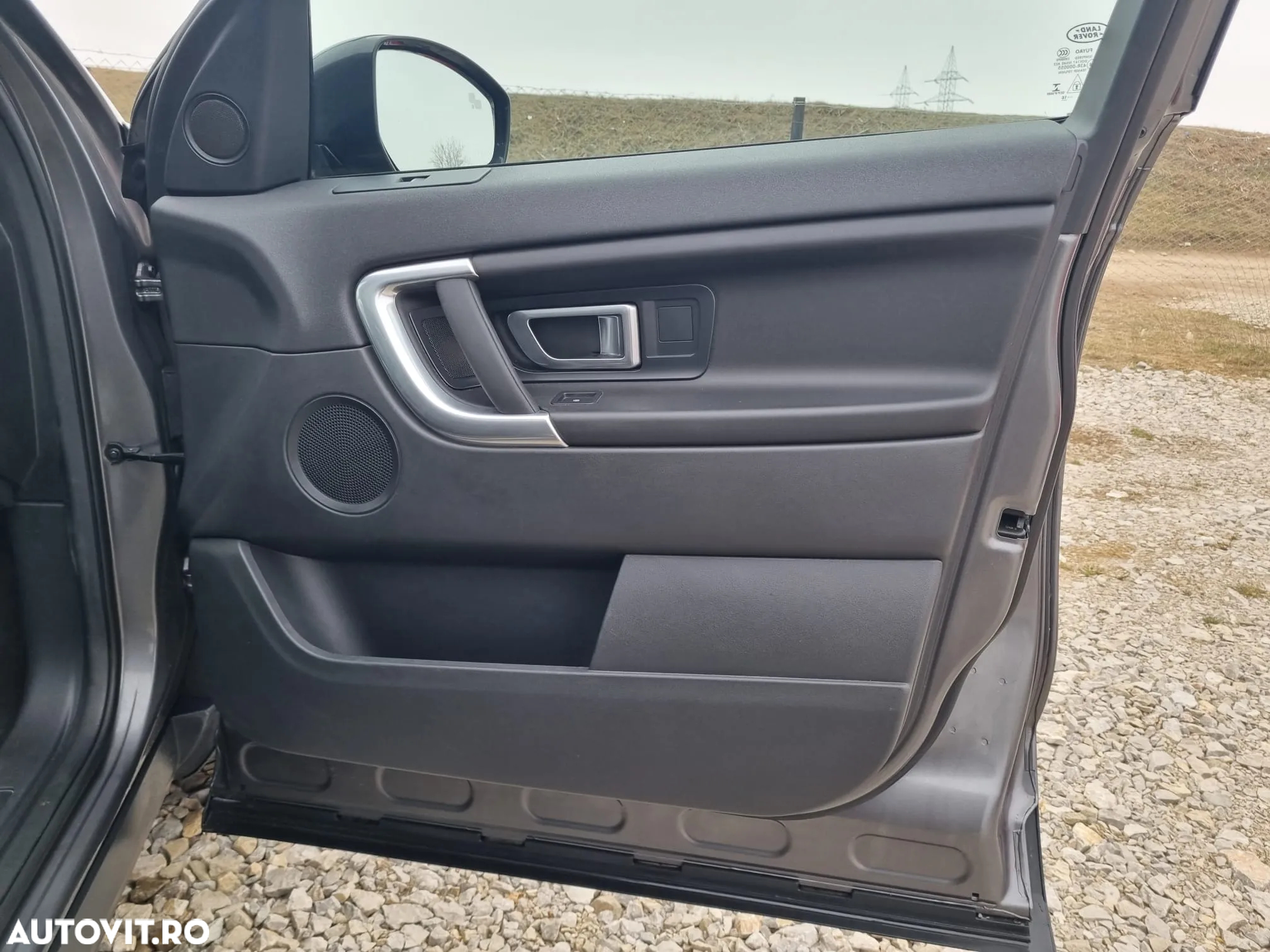 Land Rover Discovery Sport 2.0 D180 R-Dynamic MHEV SE - 34