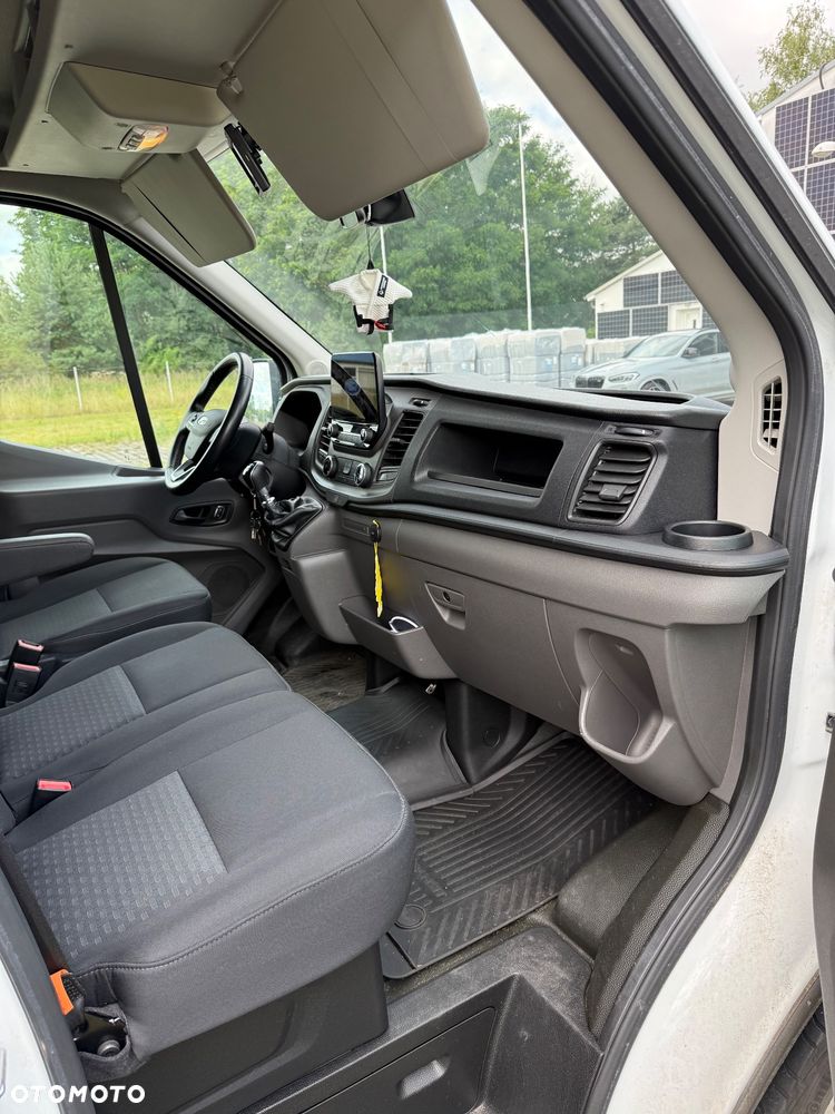 Ford Transit - 11