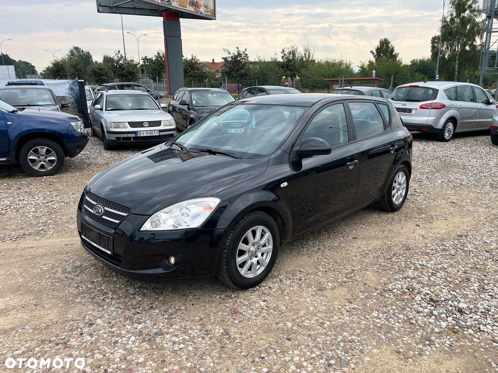 Kia Ceed 1.4 CVVT Attract - 31