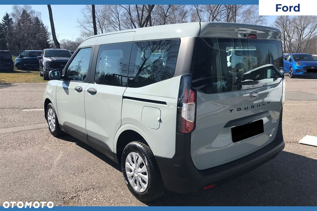 Ford Tourneo Courier - 5