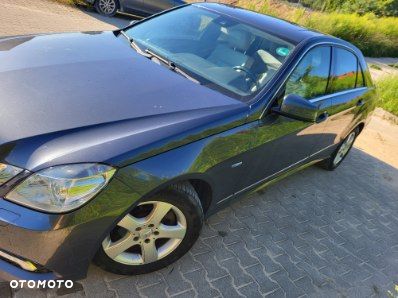 Mercedes-Benz Klasa E 220 CDI DPF BlueEFFICIENCY Automatik Avantgarde - 9