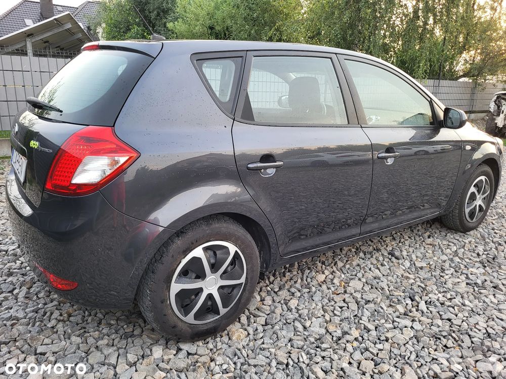 Kia Ceed 1.4 Comfort + - 10