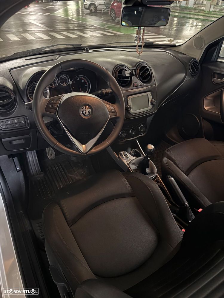 Alfa Romeo MiTo 1.3 JTDM Urban - 12
