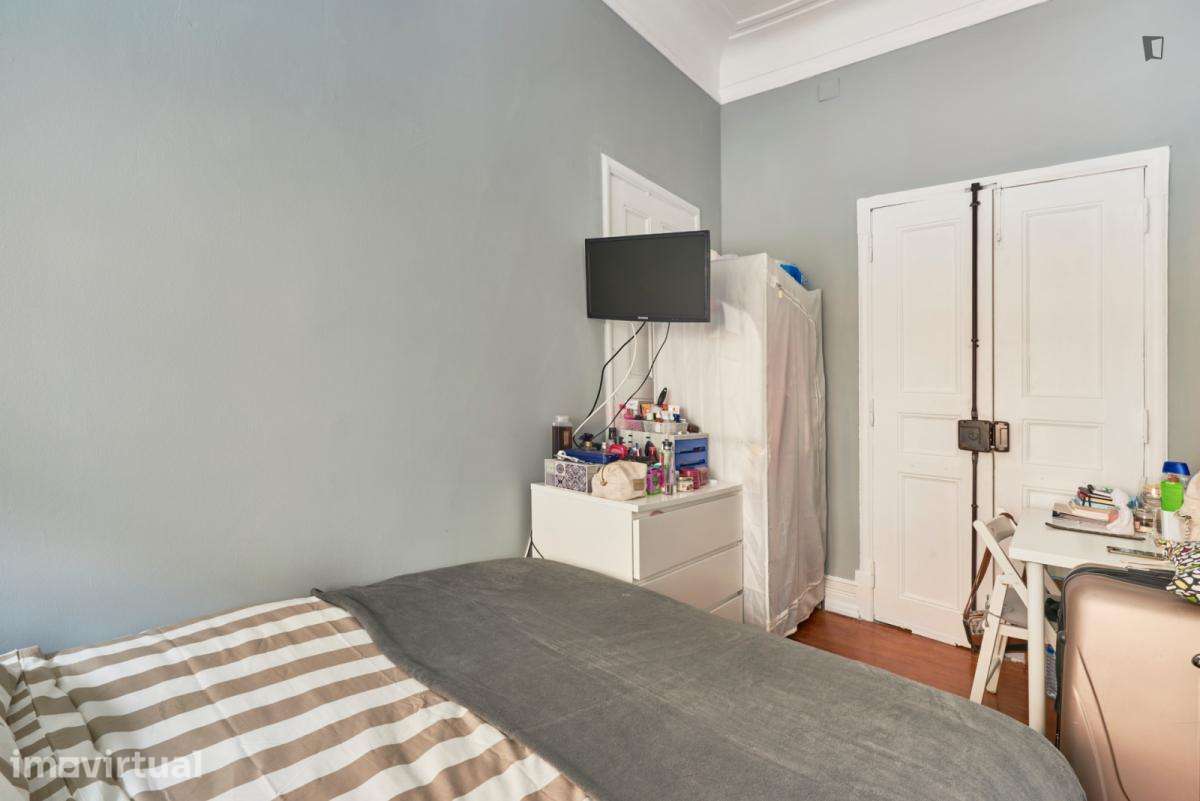 Quarto - localizado em Entrecampos Lisbon - Grande imagem: 3/39
