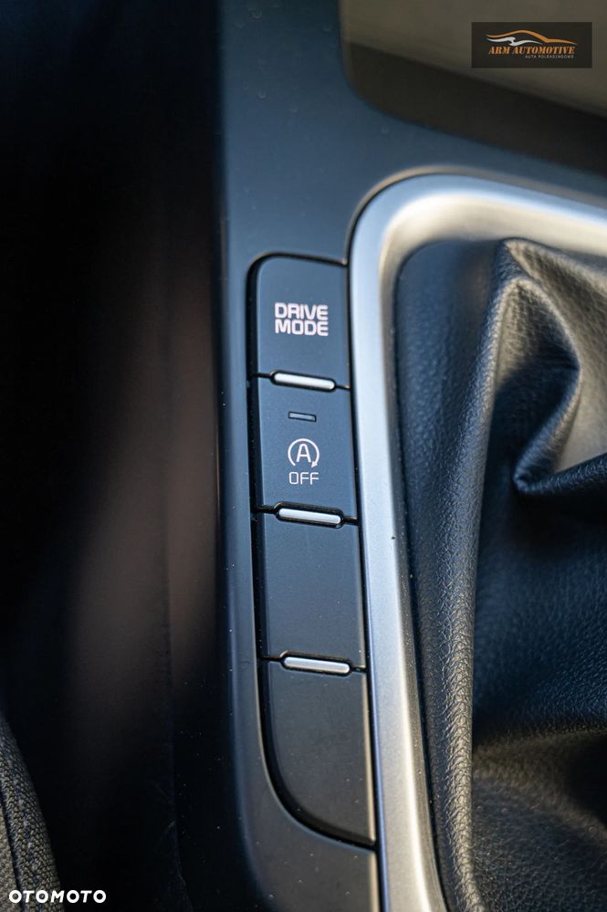 Kia Ceed 1.6 CRDi mHEV S - 18