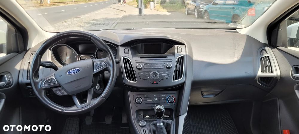 Ford Focus 1.5 TDCi Trend - 17