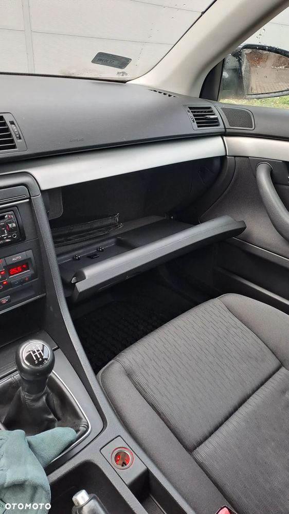 Audi A4 Limousine - 7