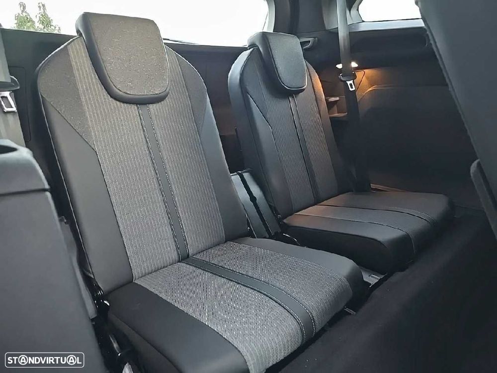 Peugeot 5008 1.2 PureTech Allure Pack EAT8 - 20