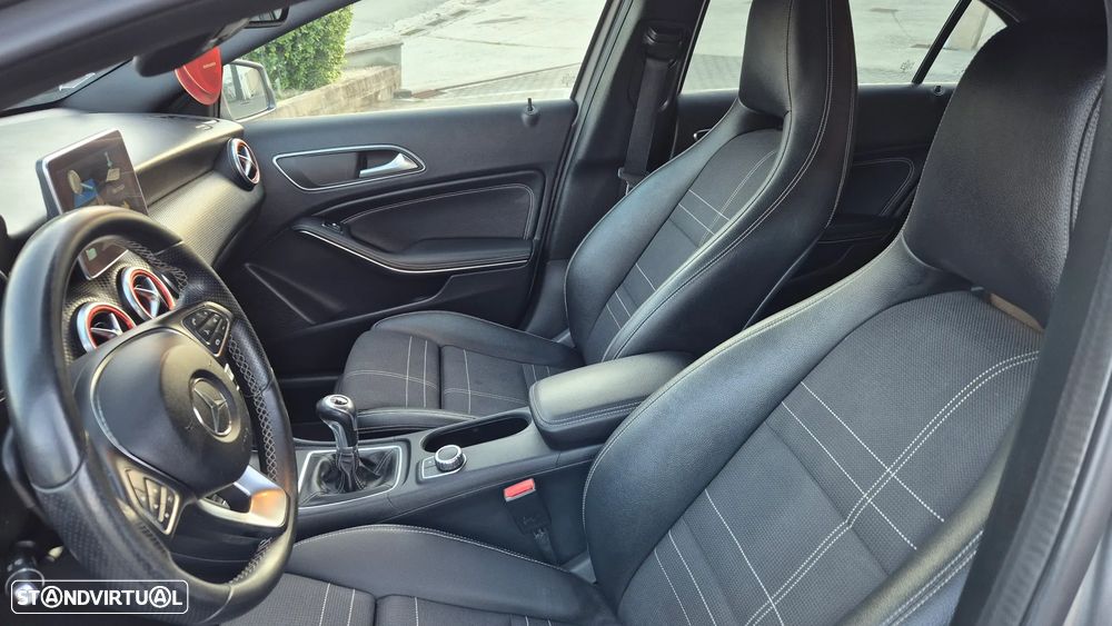 Mercedes-Benz A 180 CDI AMG Line - 13