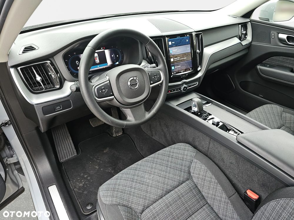 Volvo XC 60 B4 D Core - 10