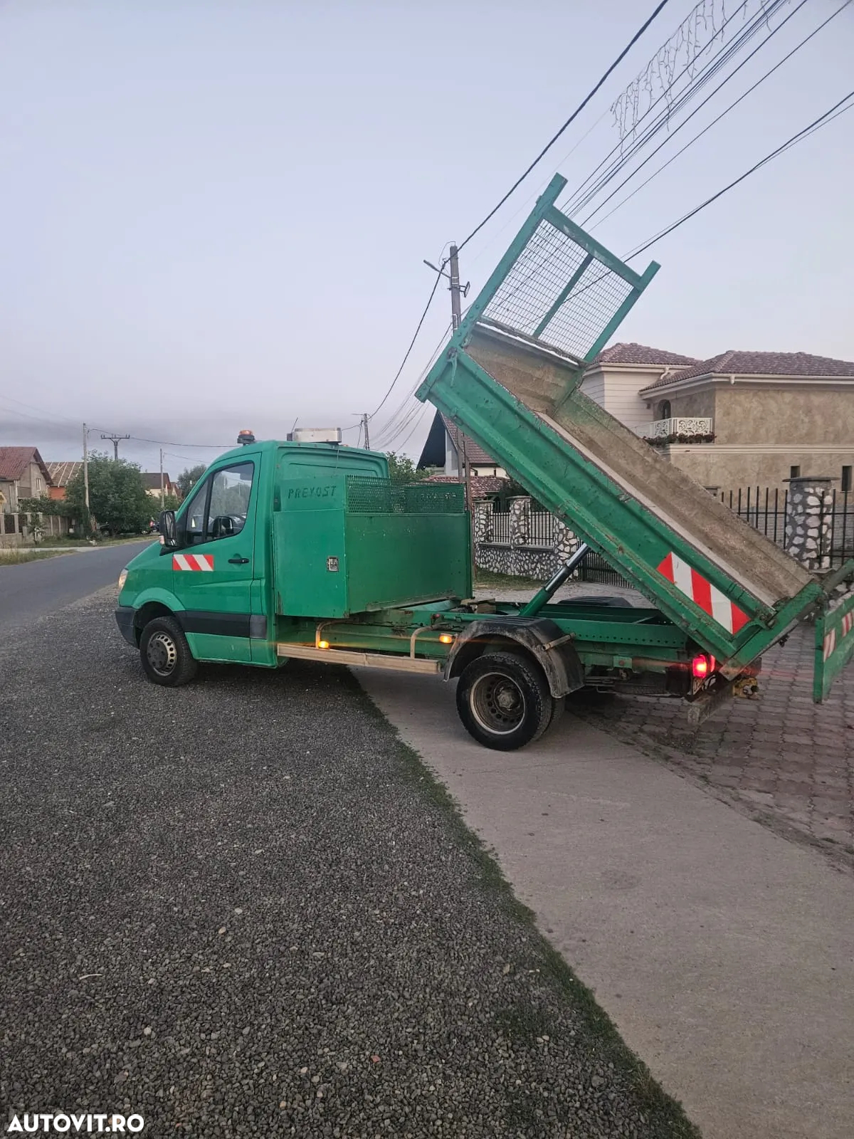 Mercedes-Benz Sprinter - 4