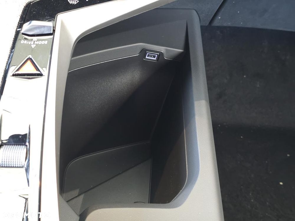 Peugeot 5008 1.2 PureTech mHEV Allure S&S e-DCS6 - 20