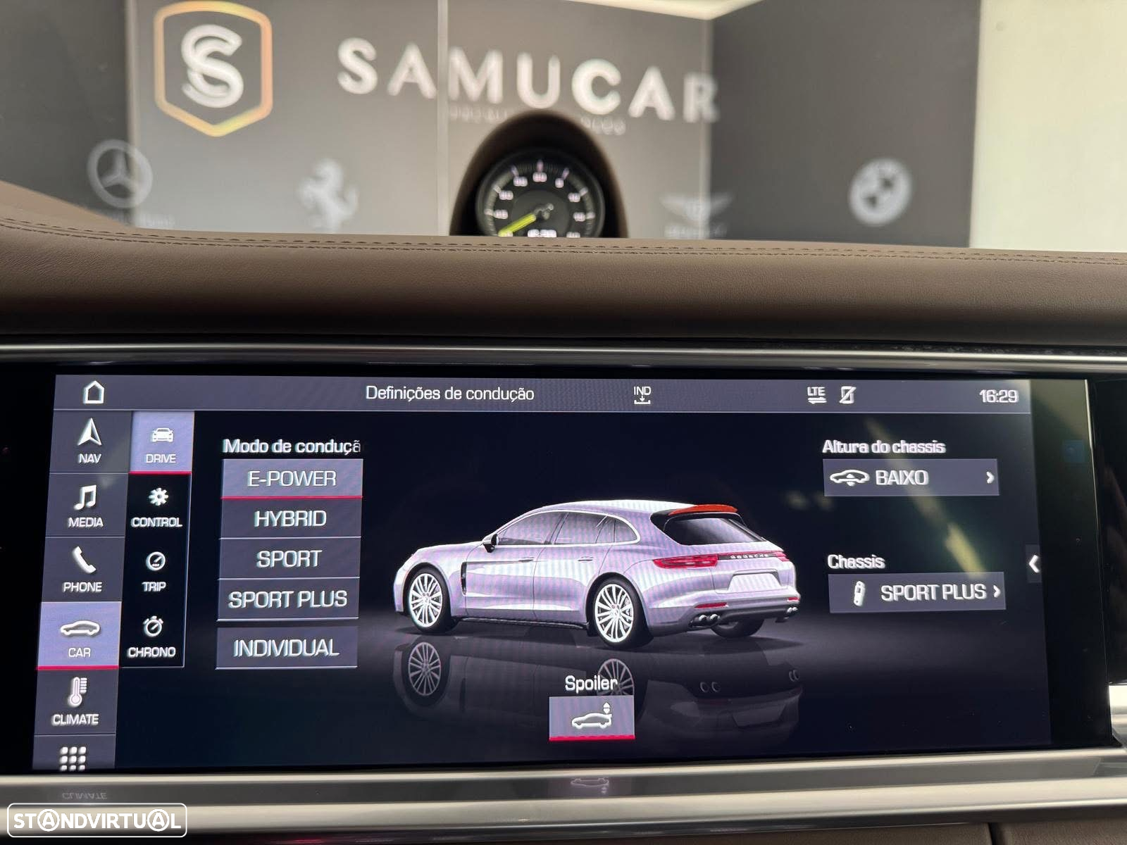Porsche Panamera Sport Turismo 4 E-Hybrid - 20