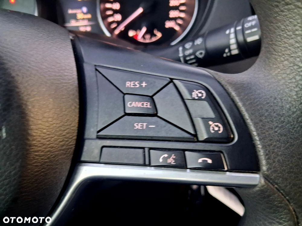 Nissan Qashqai - 26