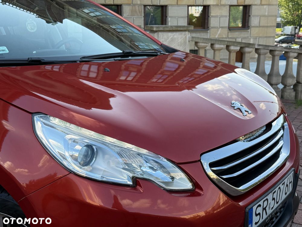 Peugeot 2008 1.2 Pure Tech Style S&S - 19