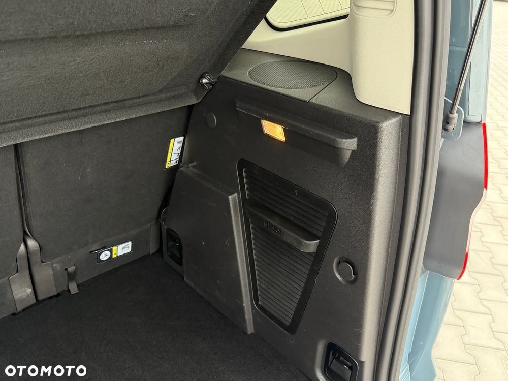 Ford Tourneo Courier 1.5 TDCi Trend - 23