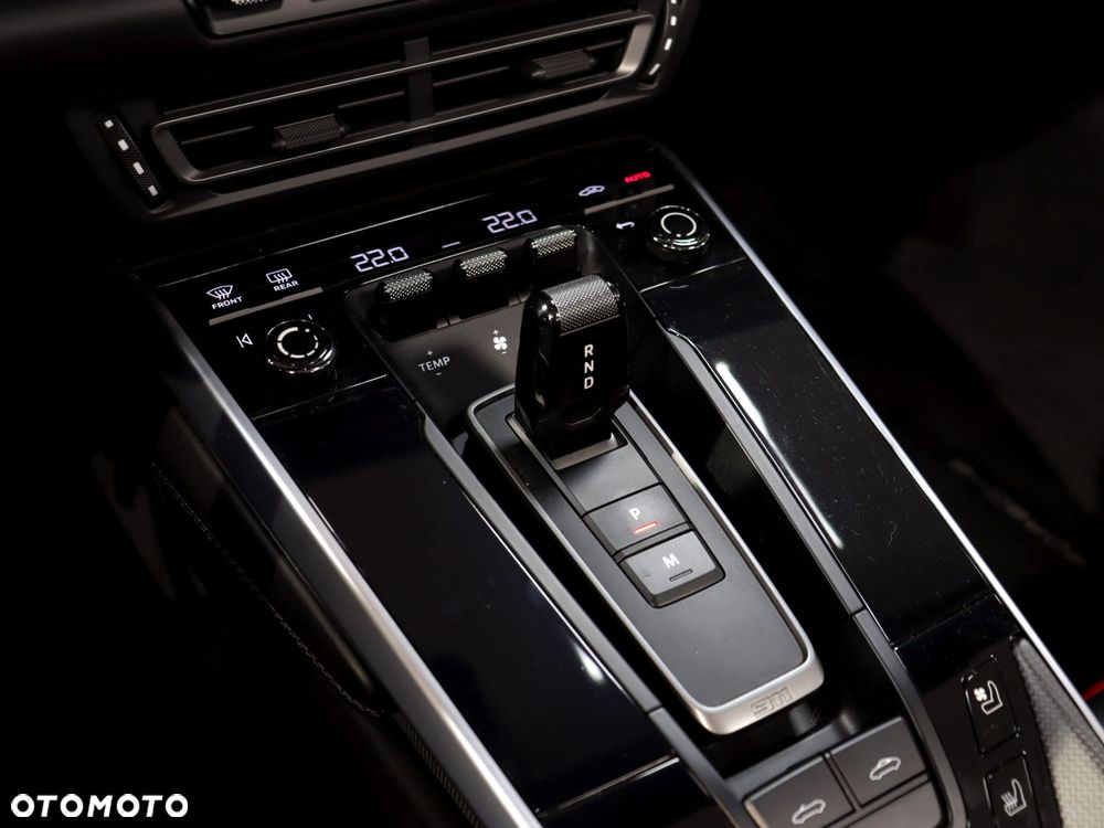 Porsche 911 Turbo S - 30