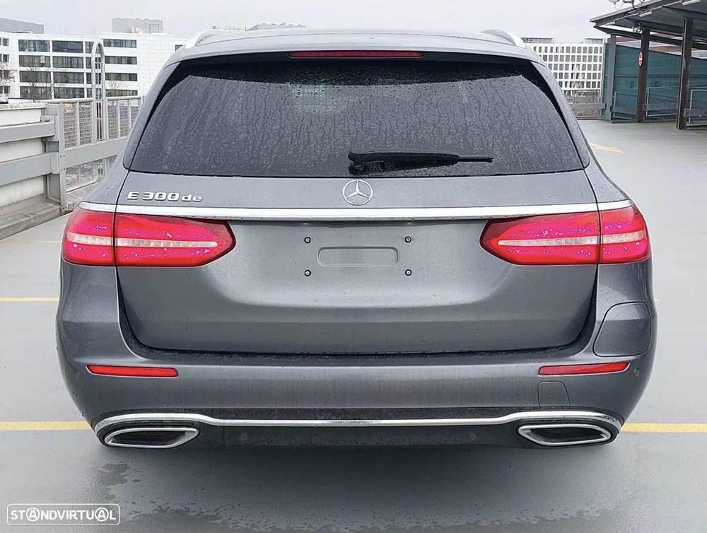 Mercedes-Benz E 300 de 9G-TRONIC Avantgarde - 2