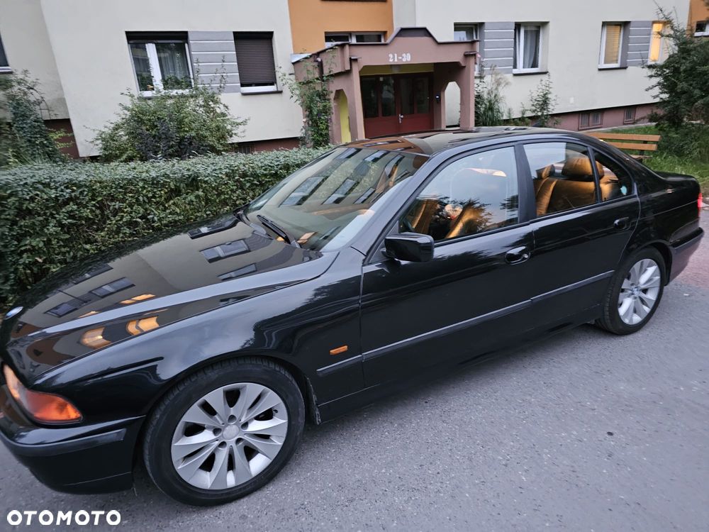 BMW Seria 5 - 10