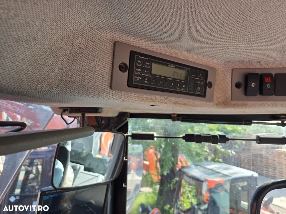 Hitachi ZW310-6, 2020, 6.209ore, CUPA 5mc, CUPLA RAPIDA, virare cu JOYSTICK, Masa operationala 28tone, anv MICHELIN 70%-ok, Gresare automata, camera spate, CANTAR, aer conditionat, STARE FOARTE BUNA, computer romana, posibil leasing 4 ani-PROMOTIE 119.500Eur - 30