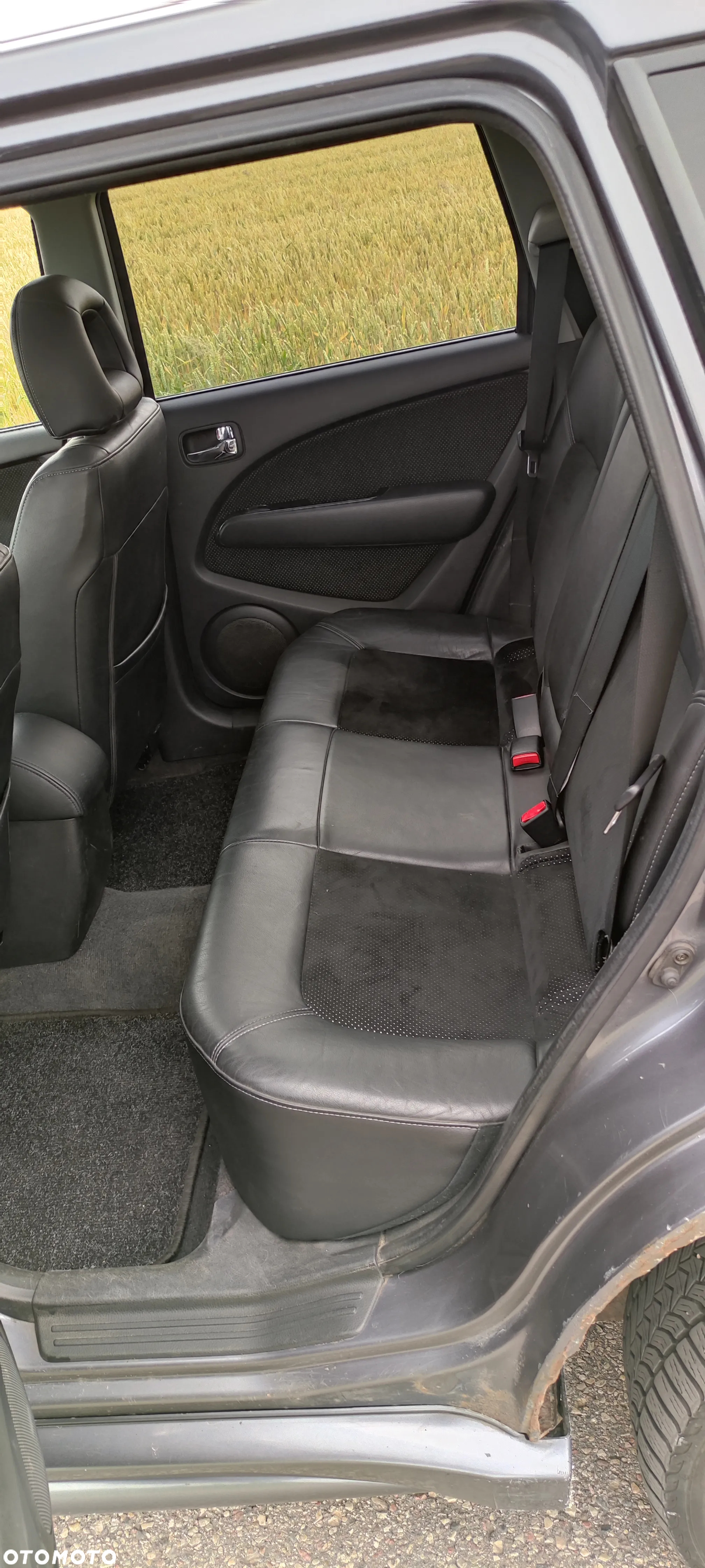 Mitsubishi Outlander 2.0 Turbo - 10