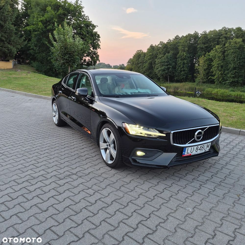 Volvo S60 T5 Momentum Pro - 3