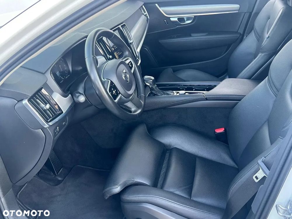 Volvo S90 - 18