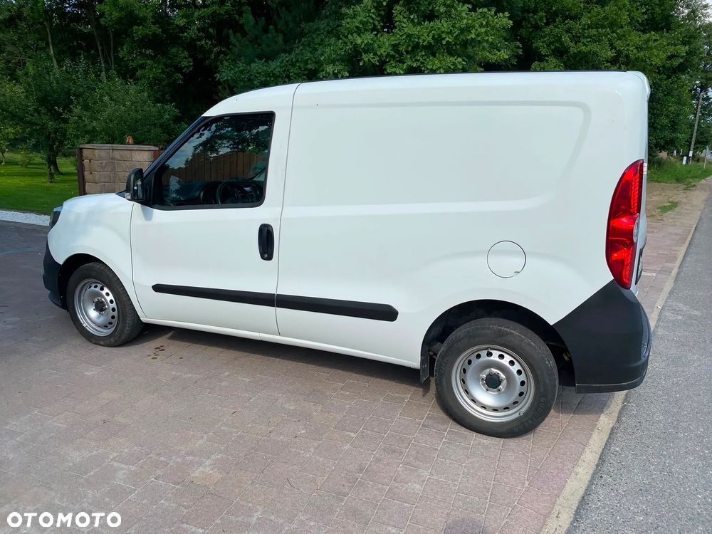 Fiat DOBLO - 8