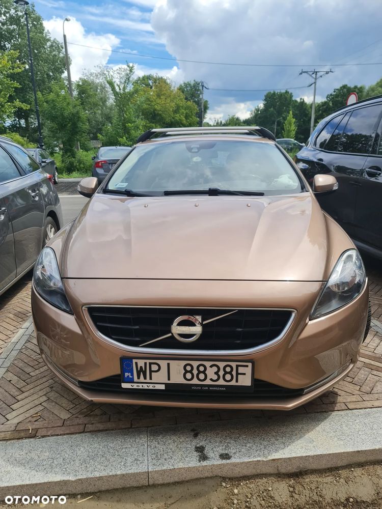 Volvo V40 T3 Kinetic - 1