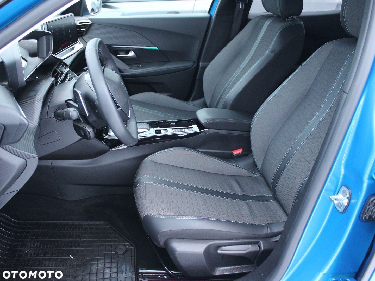 Peugeot 2008 1.2 PureTech Allure Pack S&S EAT8 - 17