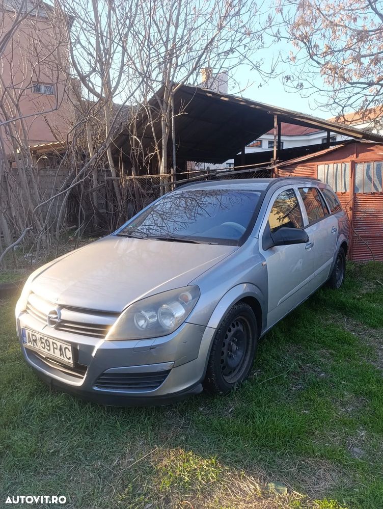 Opel Astra 1.7 CDTi Essentia - 3