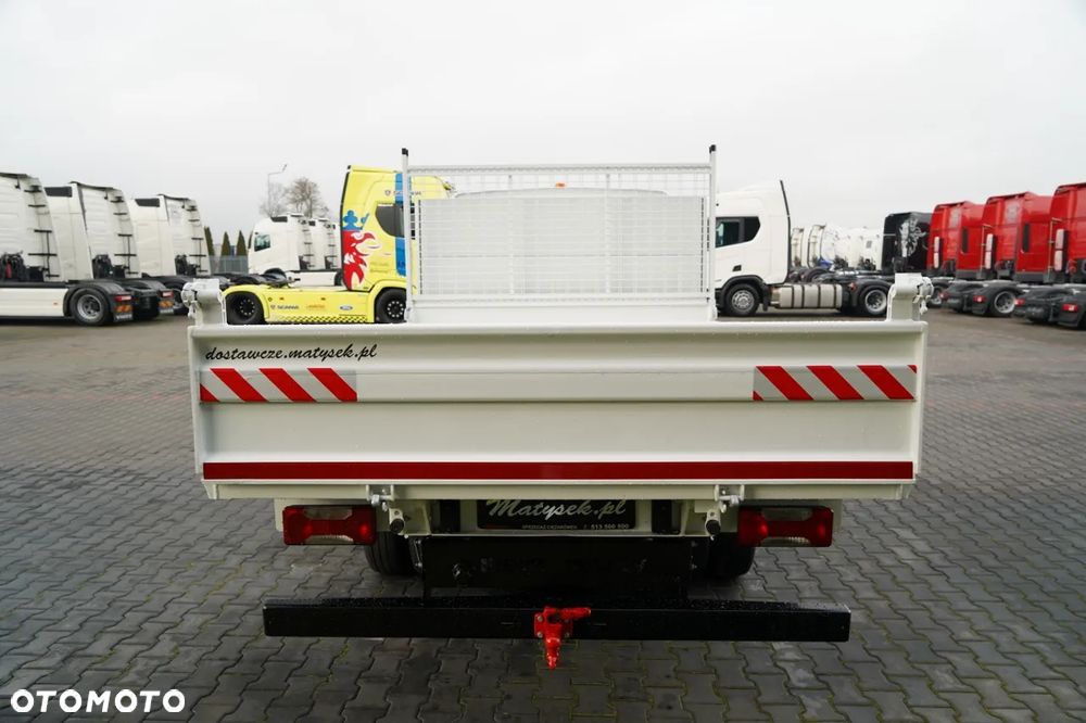 Iveco DAILY 35-140 / WYWROTKA / BRYGADÓWKA / BLIŹNIAK / MANUAL / 6 MIEJSC / - 23