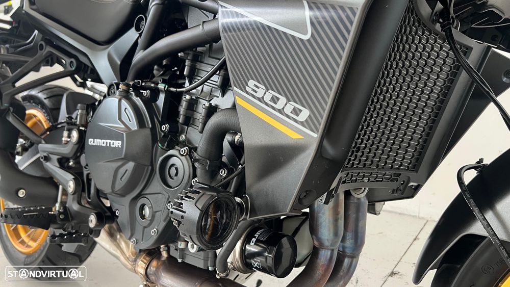 QJ Motor SRT 900SX - 6