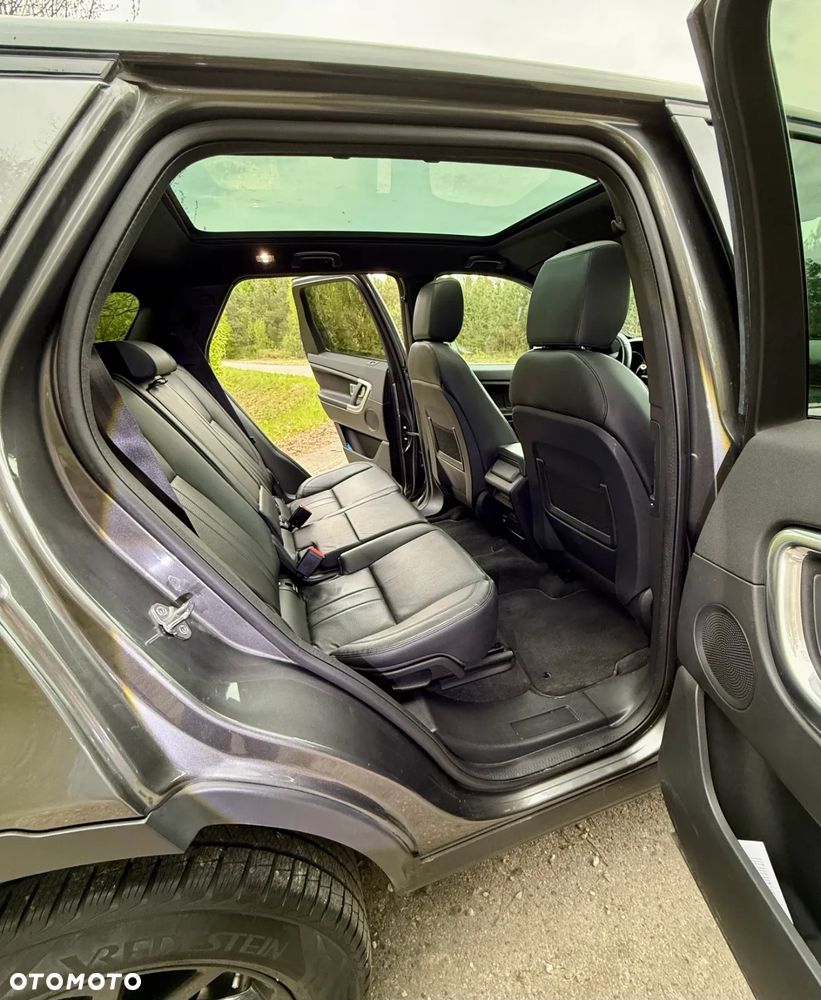 Land Rover Discovery Sport - 18