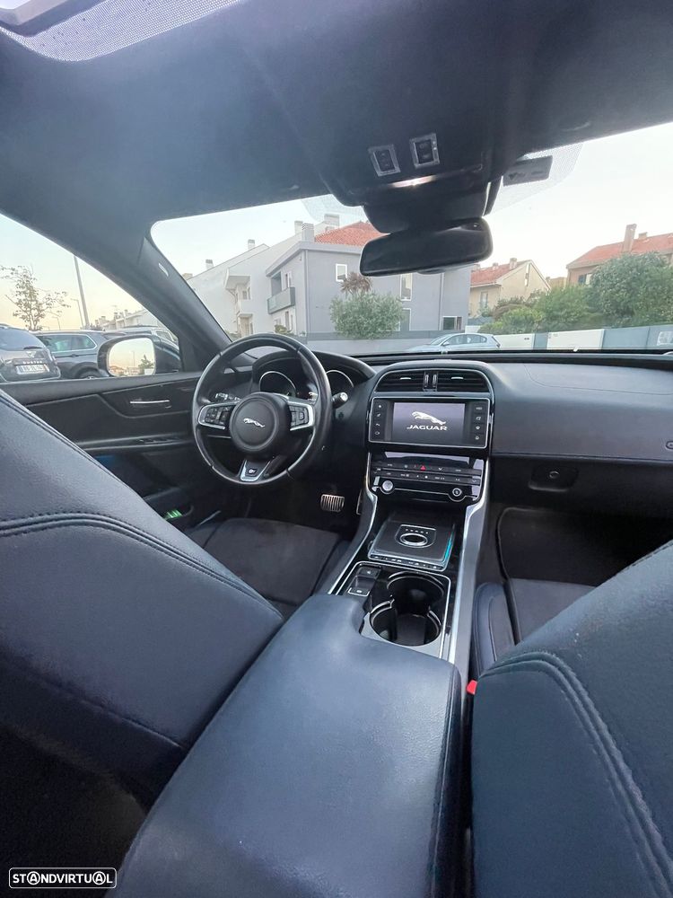 Jaguar XE 3.0 V6 S/C S - 16