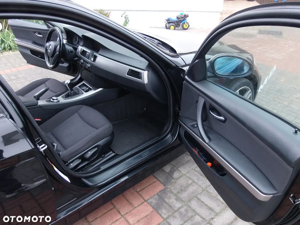 BMW Seria 3 320d DPF Edition Fleet - 11