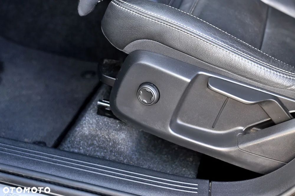 Volvo XC 40 T5 Recharge DKG Inscription Expression - 24