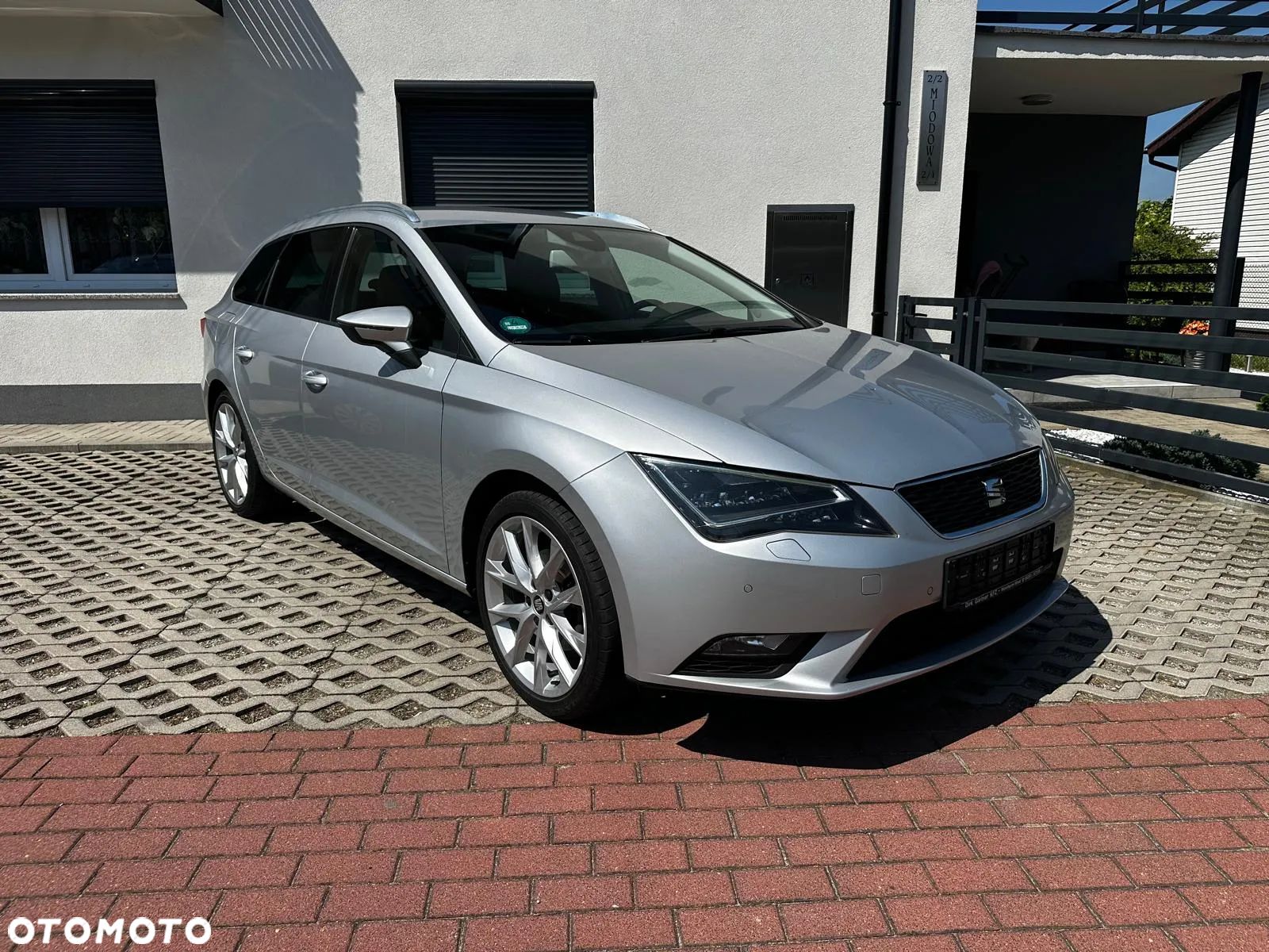 Seat Leon 1.6 TDI DPF Start&Stop DSG Style - 1