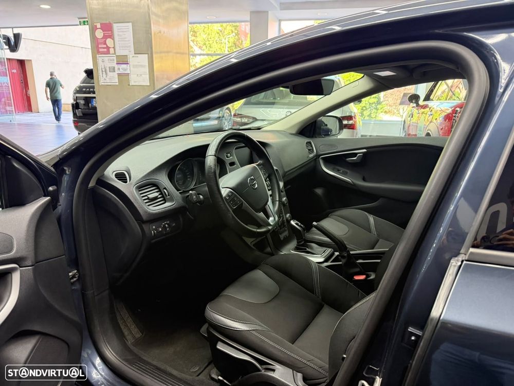 Volvo V40 1.5 T3 Sport Edition R Geartronic - 16