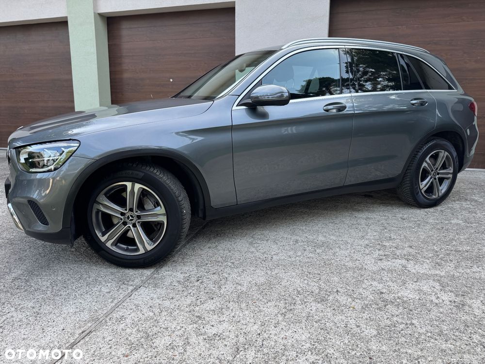 Mercedes-Benz GLC 220 d 4Matic 9G-TRONIC - 9