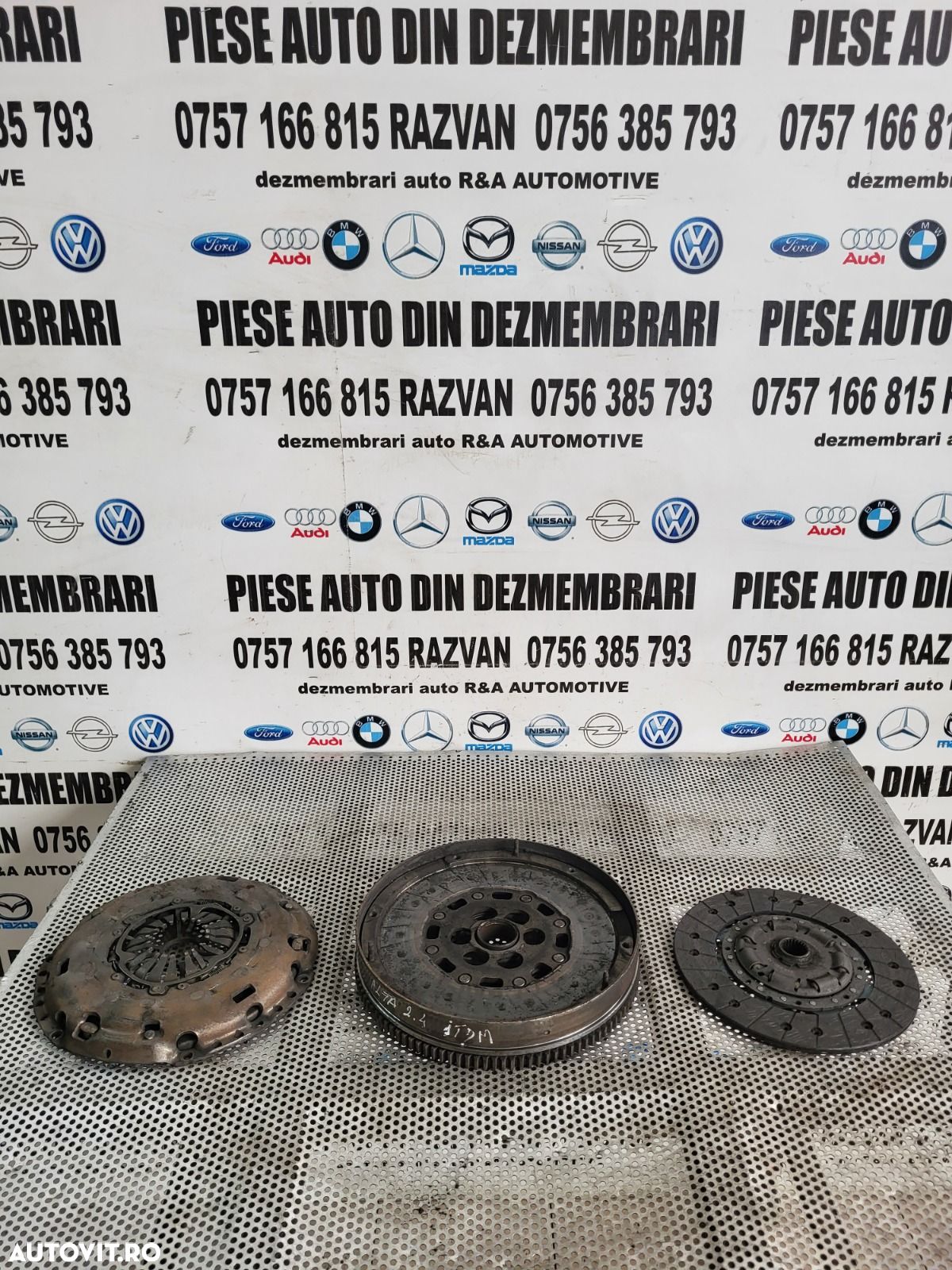 Kit Ambreiaj Volanta Masa Dubla Alfa Romeo 2.4 Jtd An 2005-2006-2007-2008-2009-2010-2011 Cod 4150422 - 1