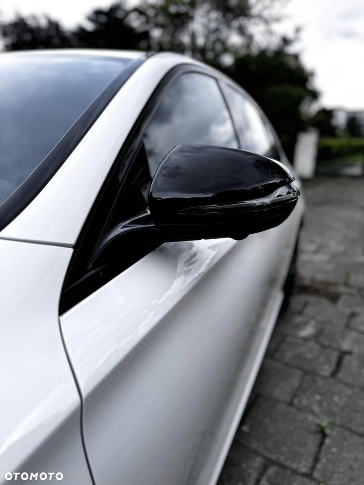 Mercedes-Benz Klasa E 220 d 9G-TRONIC - 8