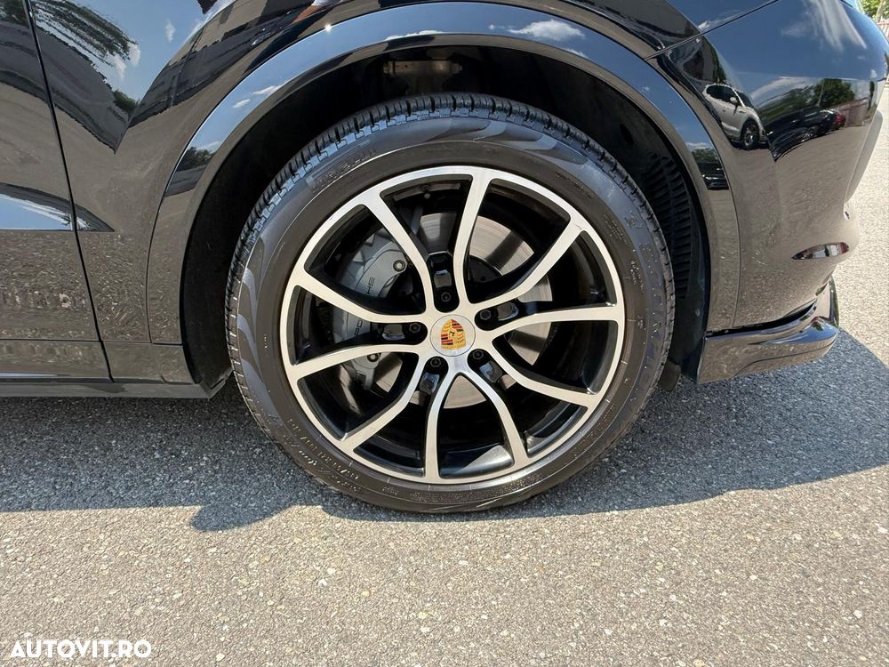 Porsche Cayenne S - 23