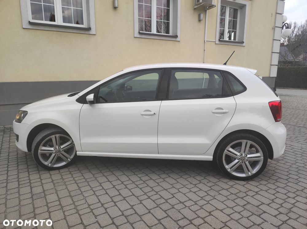 Volkswagen Polo - 5