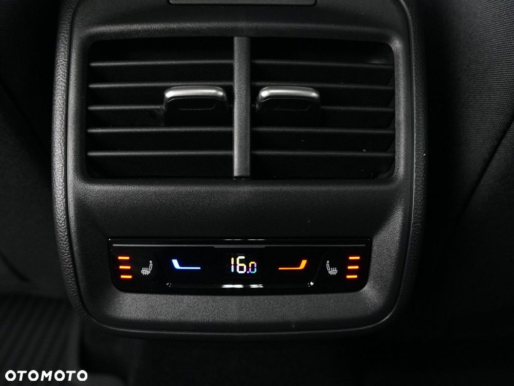 Skoda Superb 2.0 TDI SCR 4x4 Selection DSG - 37