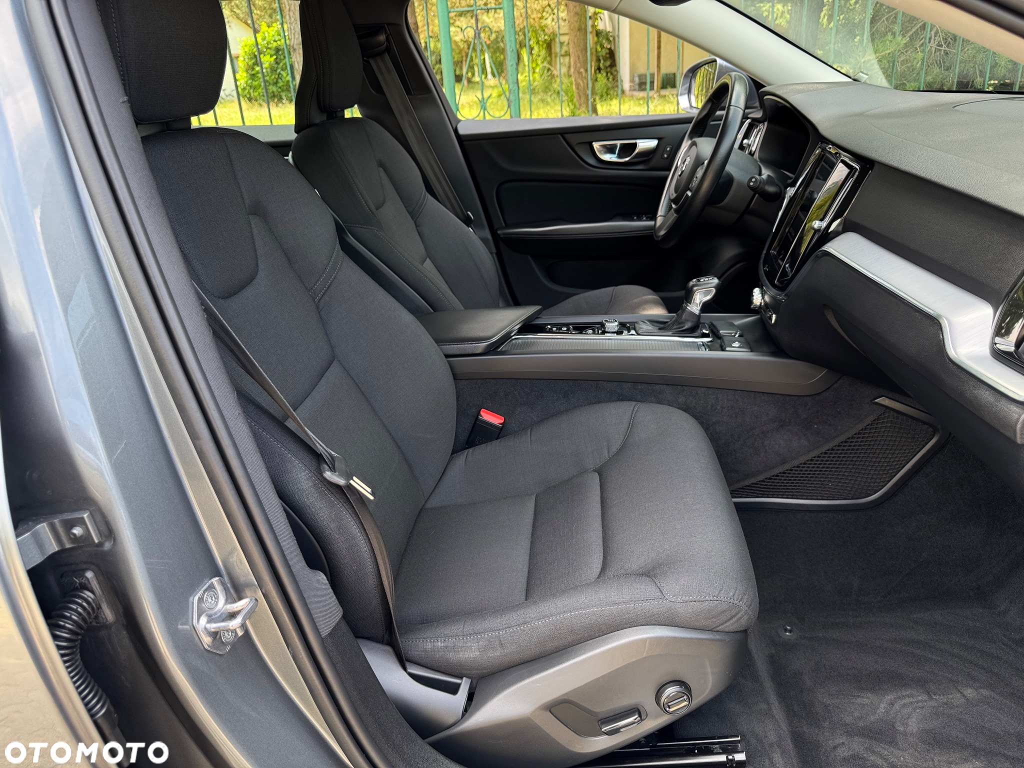 Volvo V60 D4 AWD Geartronic Momentum - 27
