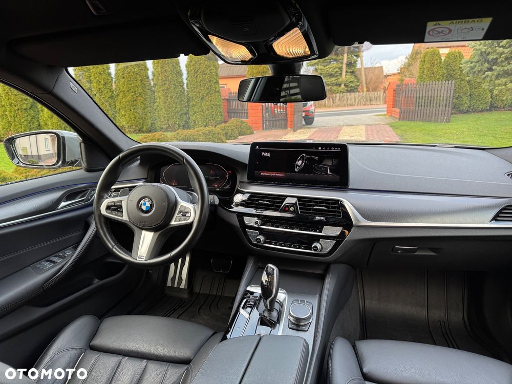 BMW Seria 5 530d xDrive mHEV M Sport sport - 17