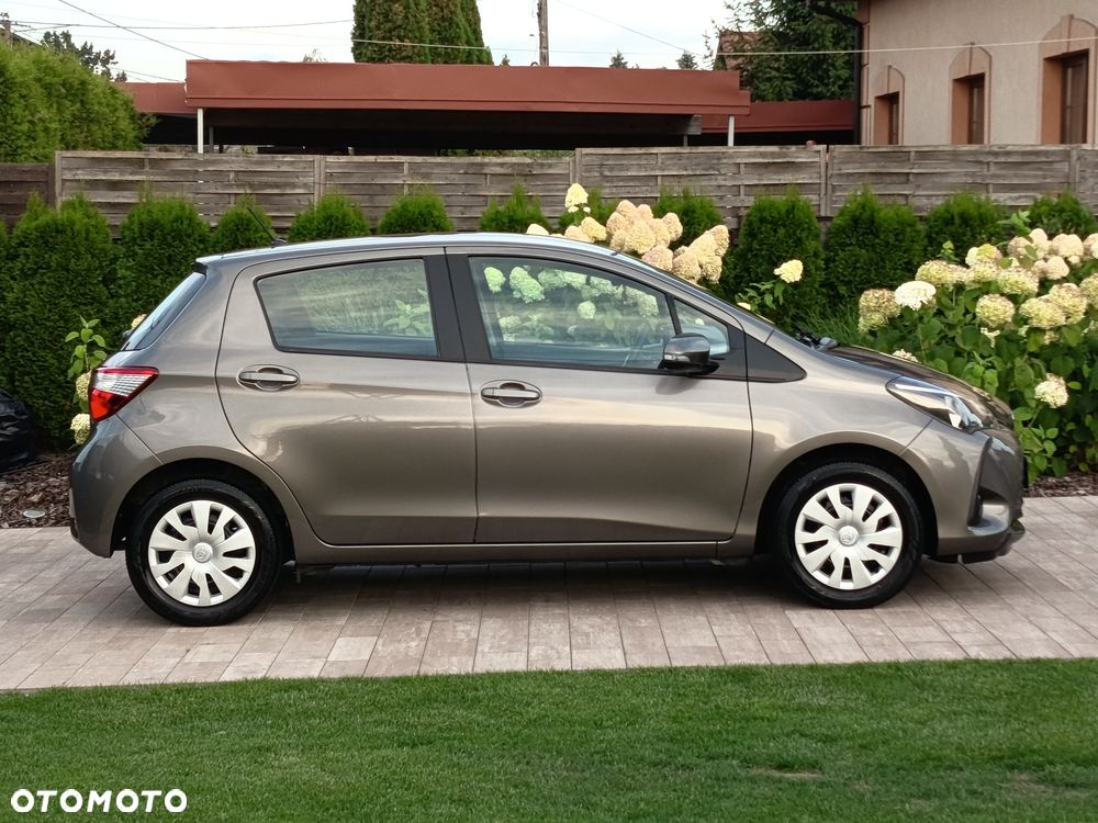 Toyota Yaris - 8
