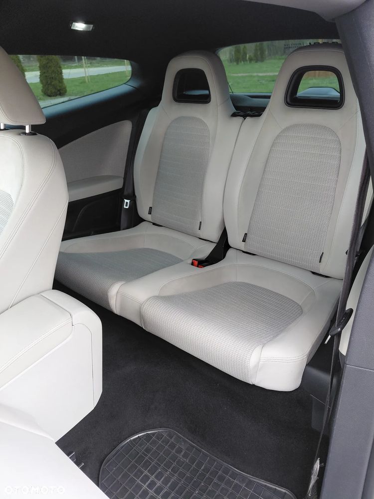 Volkswagen Scirocco - 14